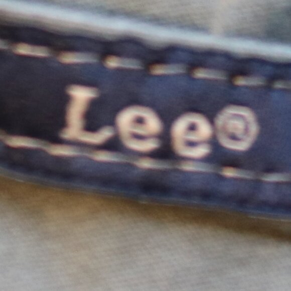 LEE Plus Size Army Green Stretch Cotton Blend Back Elastic Waist Classic Shorts - Picture 5 of 7